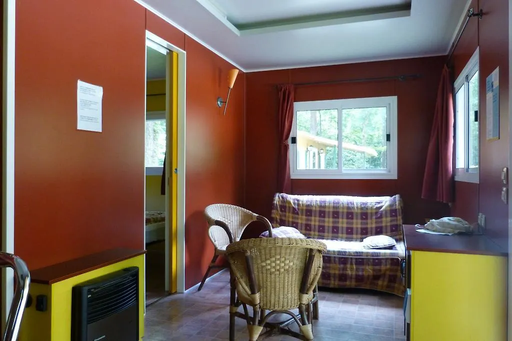 Camping La Grange Fort Villa Les Pradeaux Frankrig