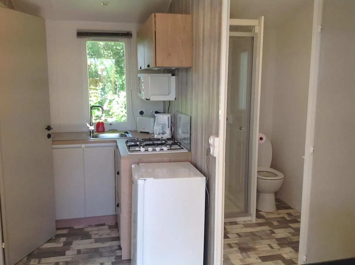 *** Campingplads Camping La Grange Fort Villa Les Pradeaux Frankrig